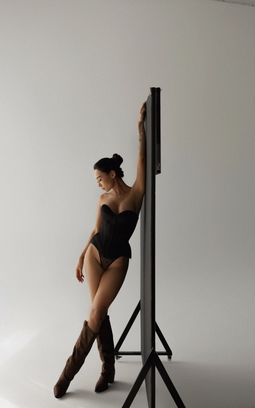 Experience Unforgettable Moments with Giselle Noir Tonight 2 Mis Fotos