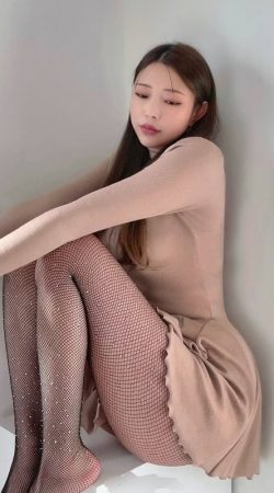 Experience Unforgettable Moments with Willow Noir Escort